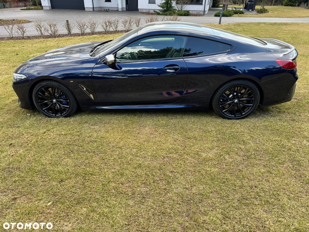 BMW Seria 8 - 12