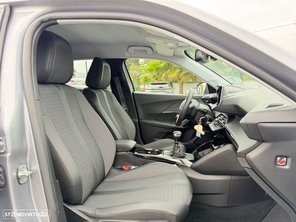 Peugeot 2008 1.2 PureTech Allure Pack - 33