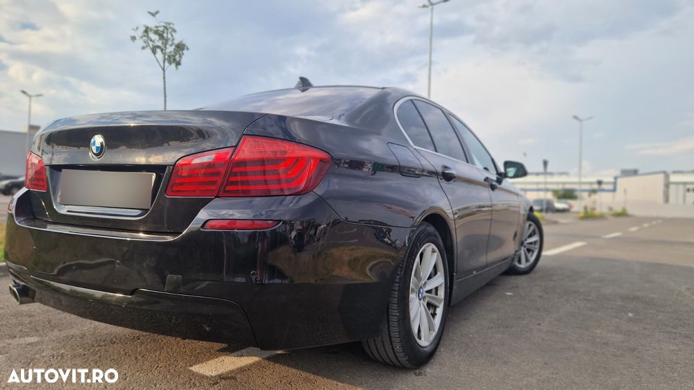 BMW Seria 5 525d xDrive - 6