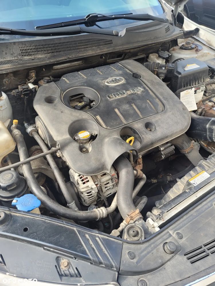 Kia Magentis 2.0 CRDi Gold - 11