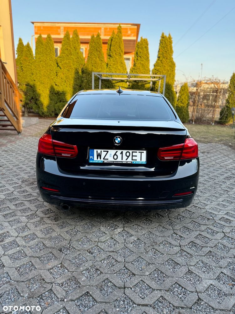 BMW Seria 3 320i Sport Line - 6