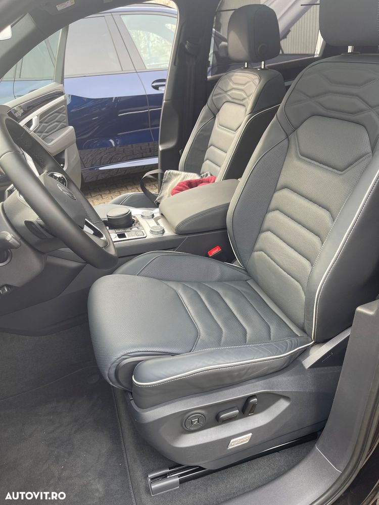 Volkswagen Touareg 3.0 V6 e-Hybrid 4Motion Aut. Elegance - 10