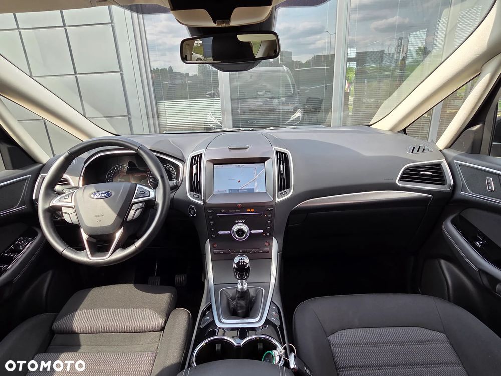 Ford S-Max 2.0 EcoBlue Titanium - 35