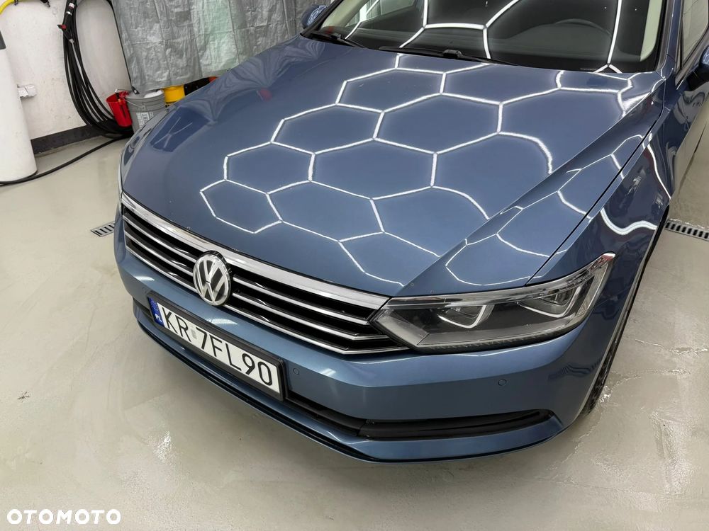Volkswagen Passat 2.0 TDI BMT Comfortline - 17