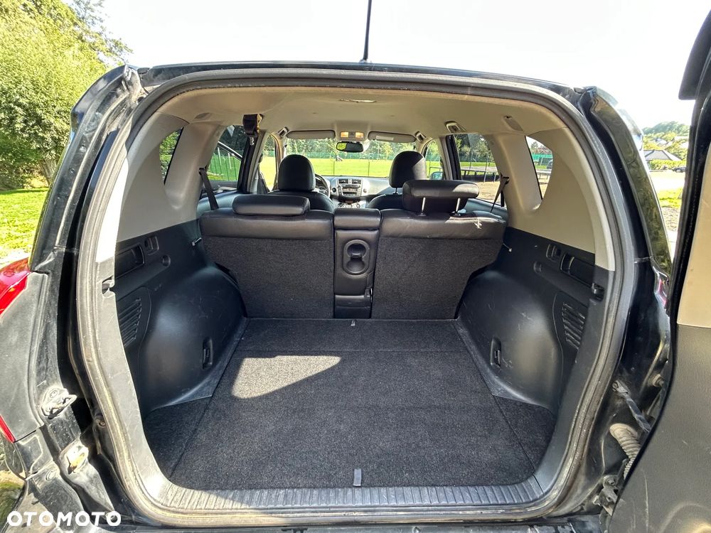 Toyota RAV4 2.0 VVT-i Luna - 19