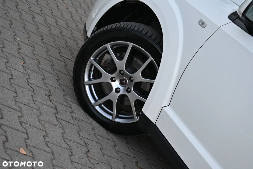 Fiat Freemont 2.0 Multijet 16V DPF Automatik Allrad Lounge - 17