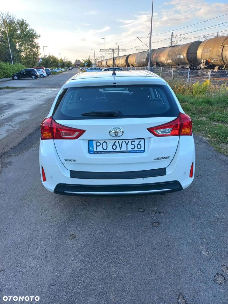 Toyota Auris 1.4 D-4D Active - 5