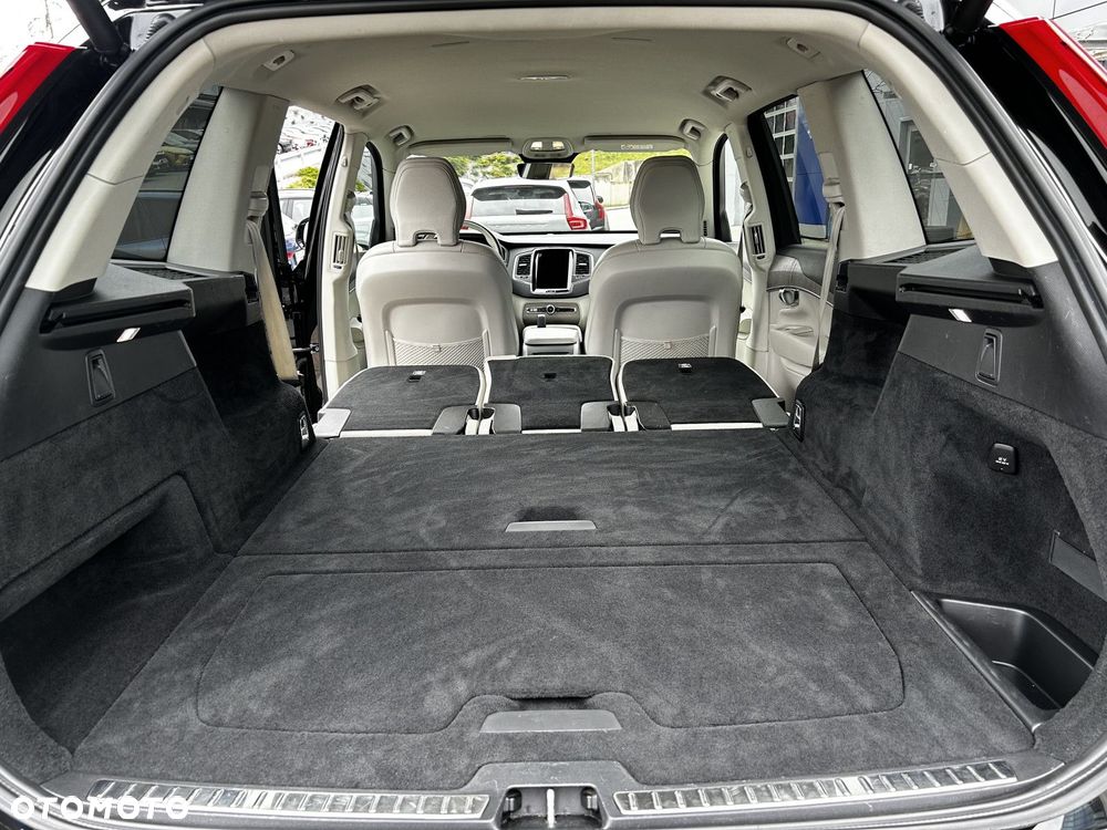 Volvo XC 90 - 30