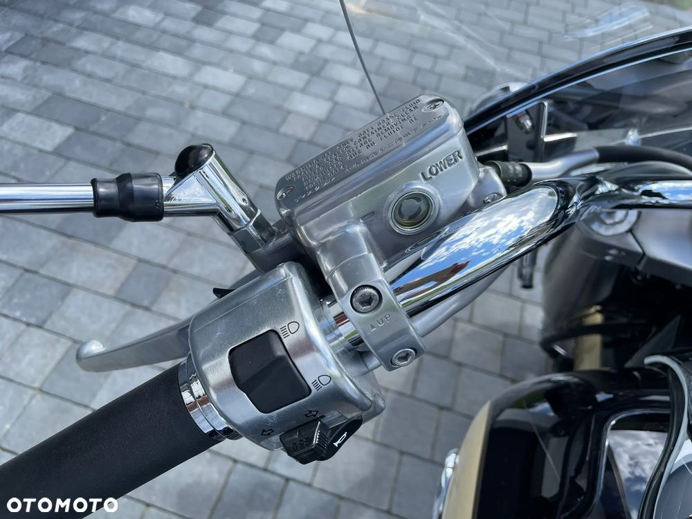 Yamaha Royal Star - 18
