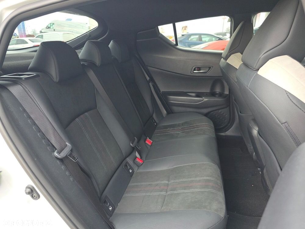 Toyota C-HR 1.8 Hybrid GPF GR Sport - 22