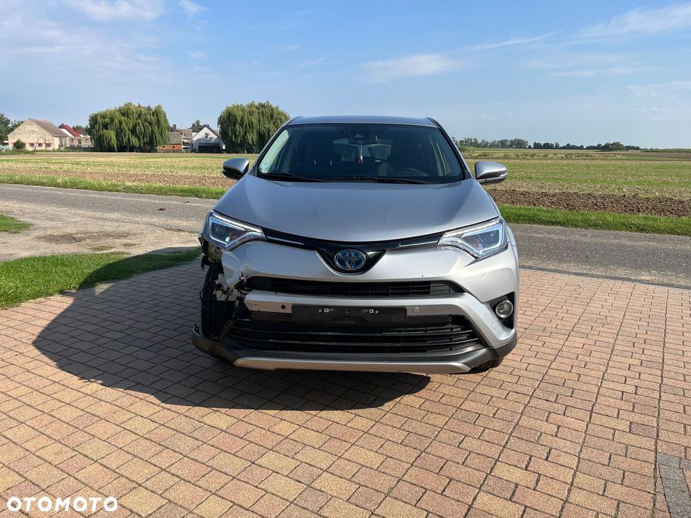 Toyota RAV4 - 3