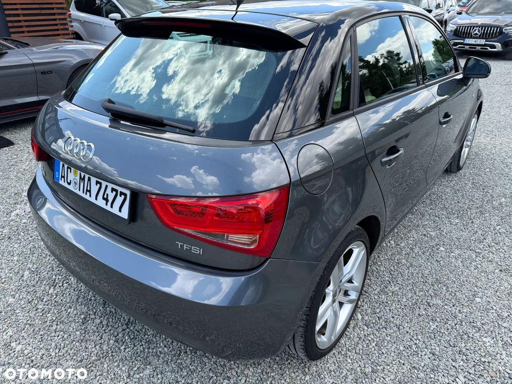 Audi A1 Sportback 1.4 TFSI cylinder on demand S line edition m S line Sportpaket - 12