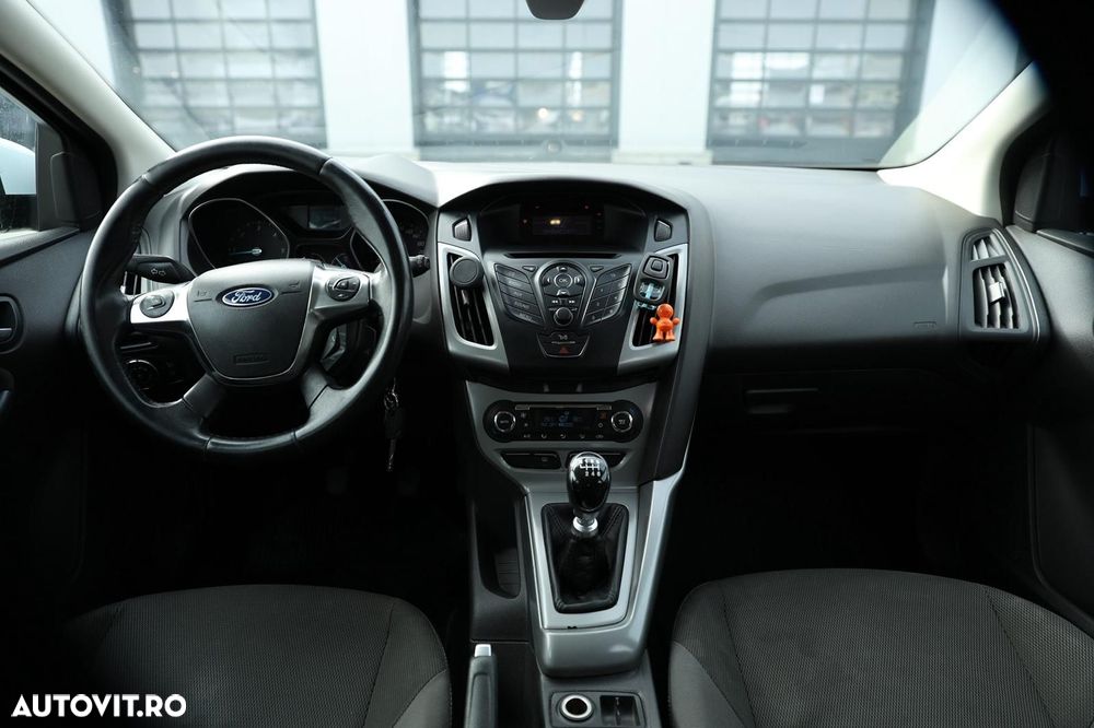 Ford Focus - 7