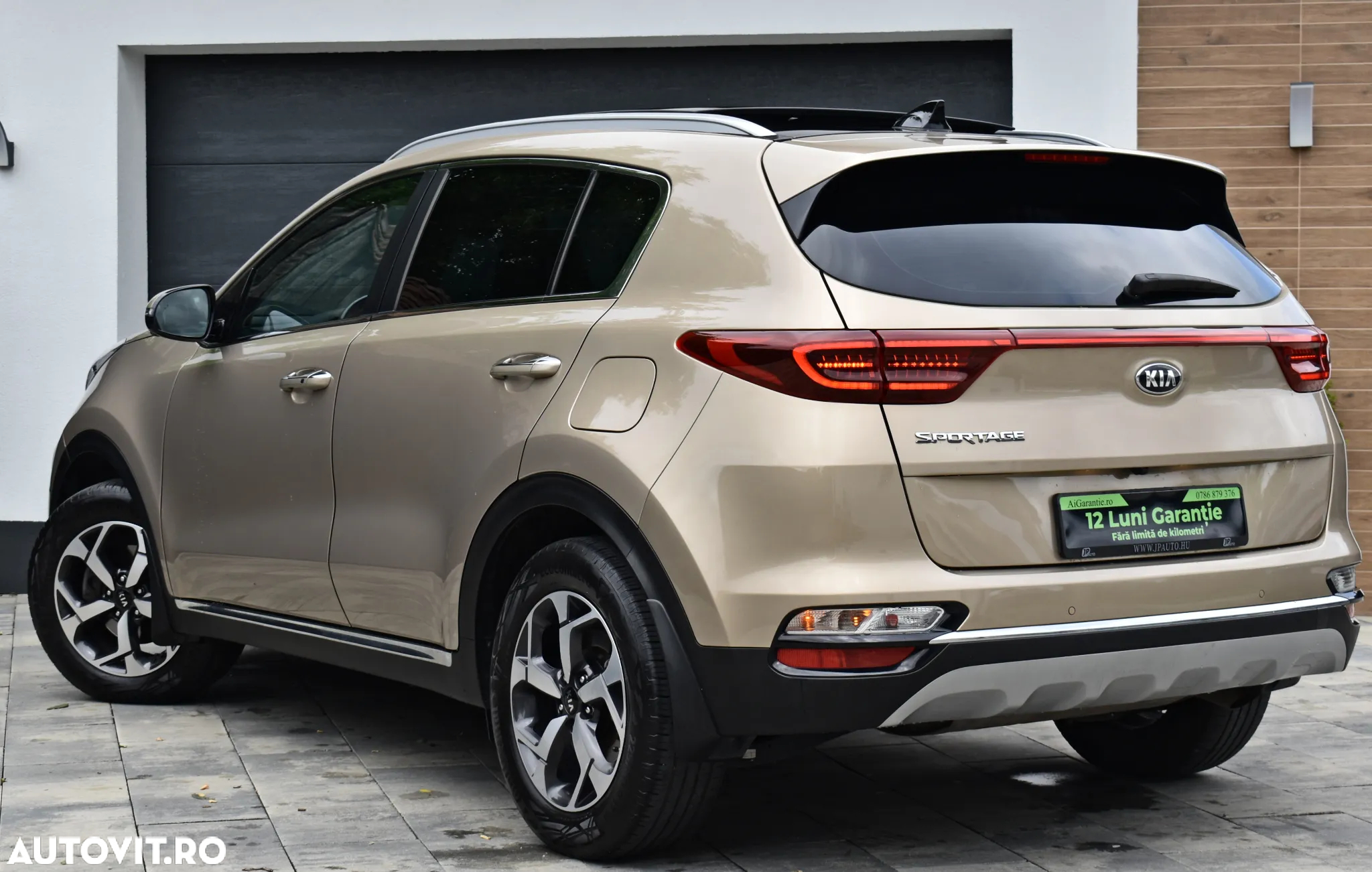 Kia Sportage - 10