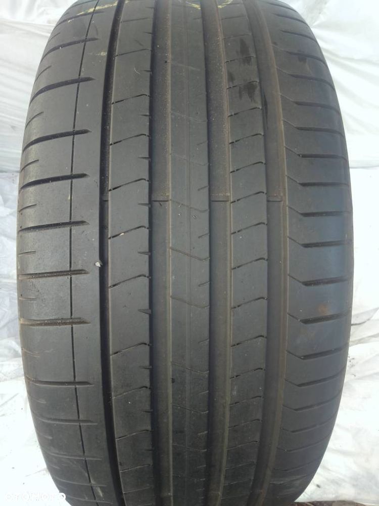 Pirelli P Zero 285/40 R21 109Y 2024 7-7.5mm