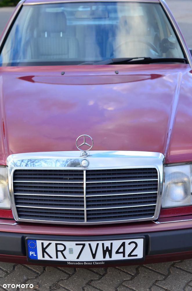 Mercedes-Benz W124 (1984-1993) - 21