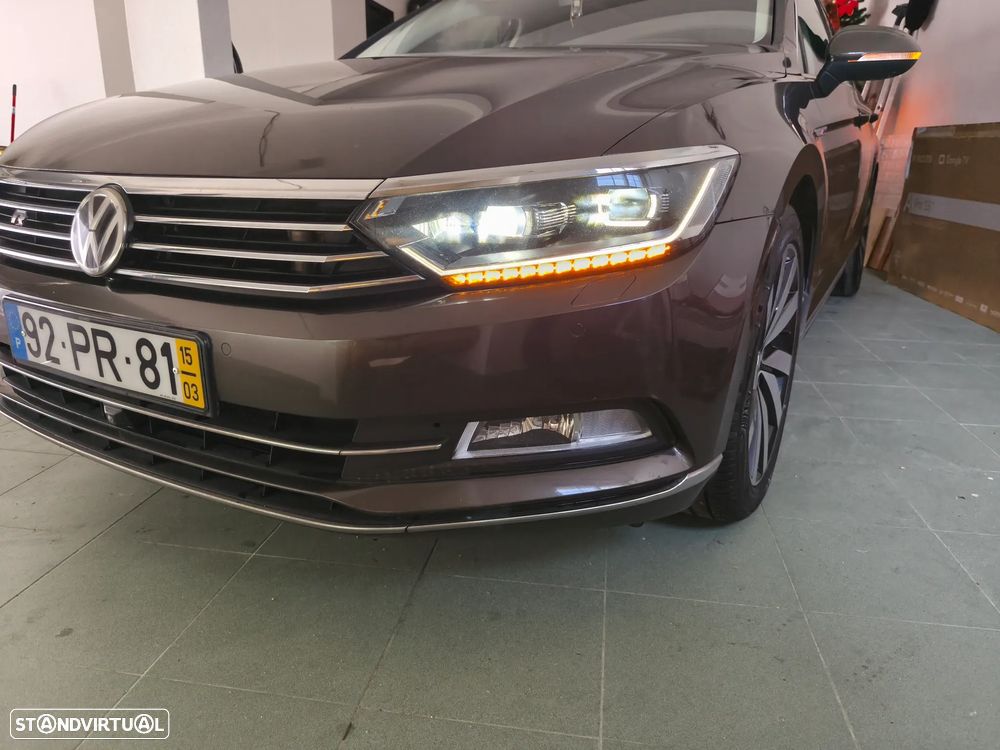 VW Passat Variant 2.0 TDI Highline DSG 4Motion - 34