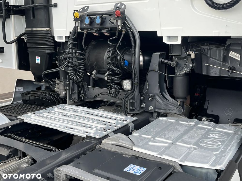 Renault T 480 HIGH NEW 2023r. / KLIMA P. / FULL LED / ACC / PÓŁSKÓRY/ SERWISOWANY /  ZADBANY / OKAZJA - 13
