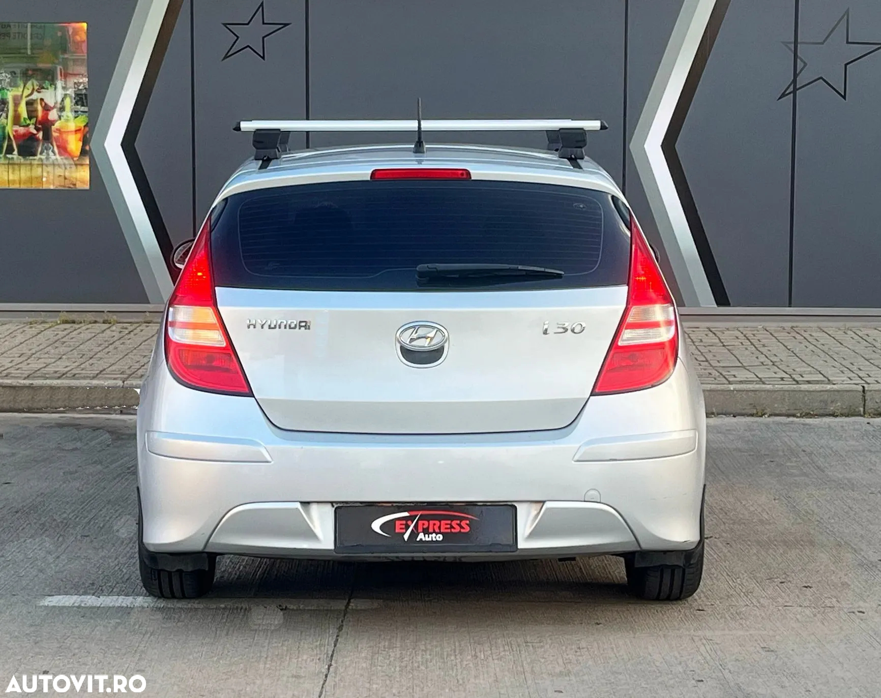 Hyundai i30 1.4 Comfort - 12
