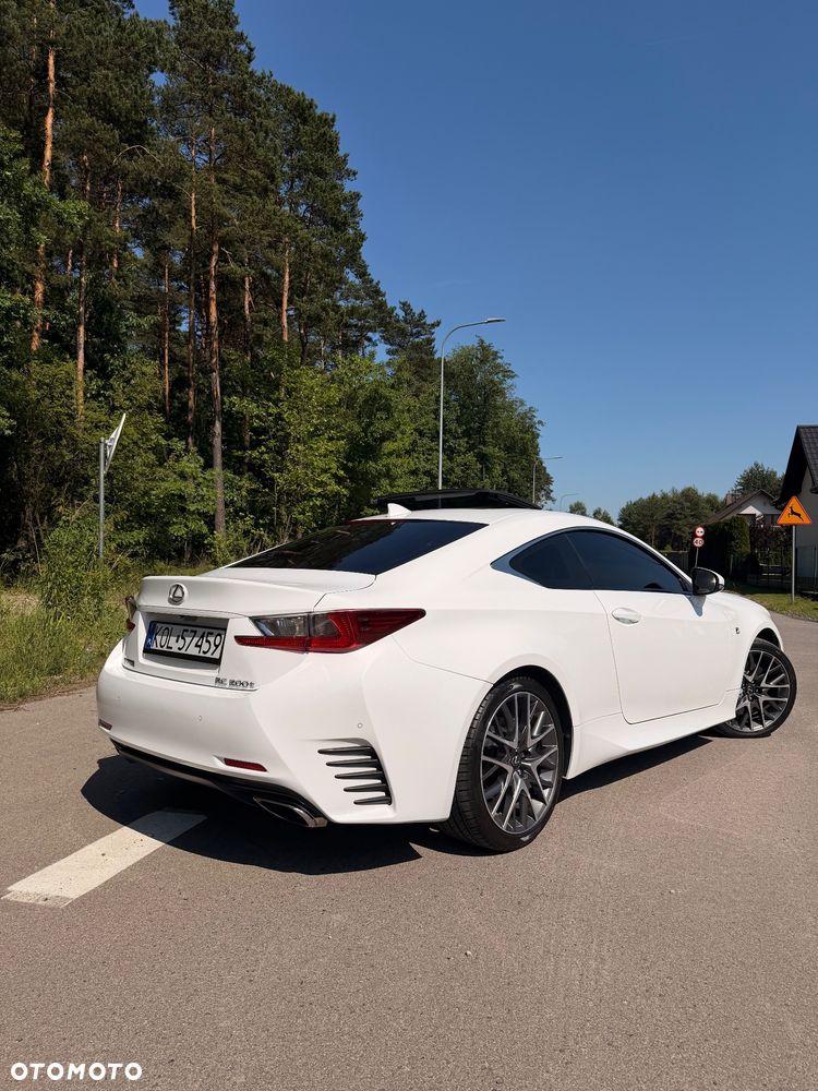 Lexus RC 200t / 300 F Sport - 6