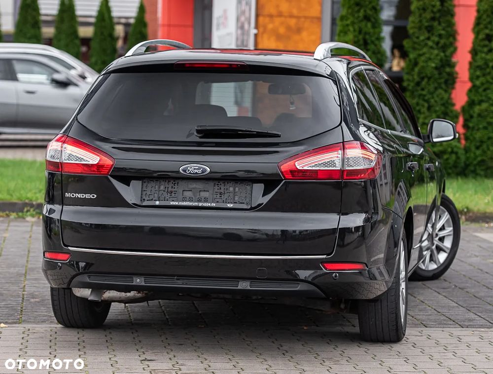 Ford Mondeo - 12