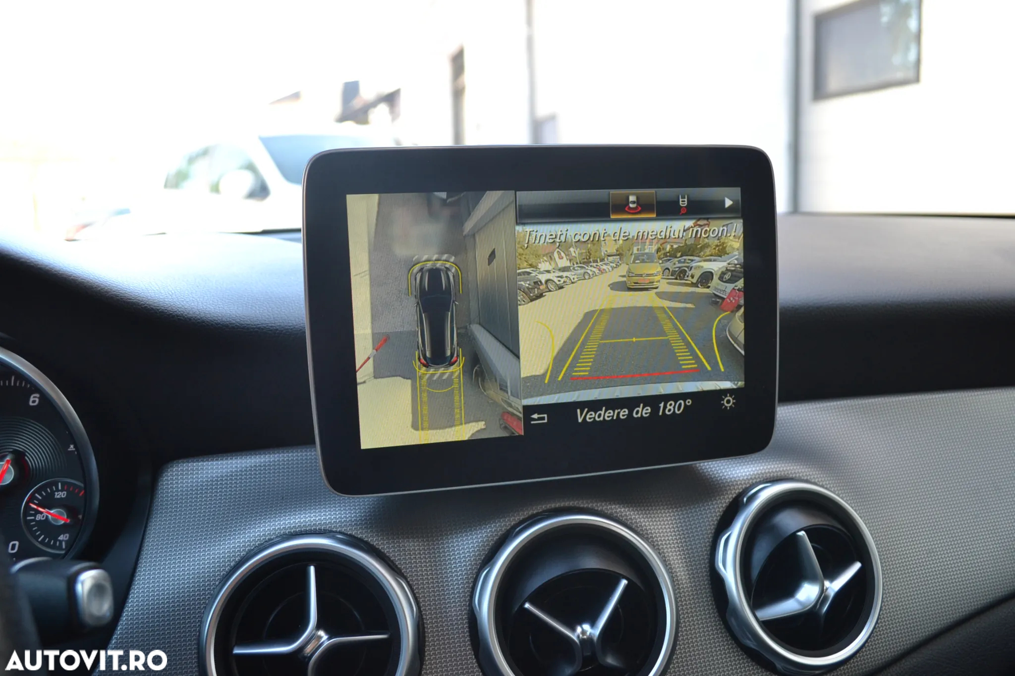 Mercedes-Benz GLA 200 7G-DCT Urban - 22
