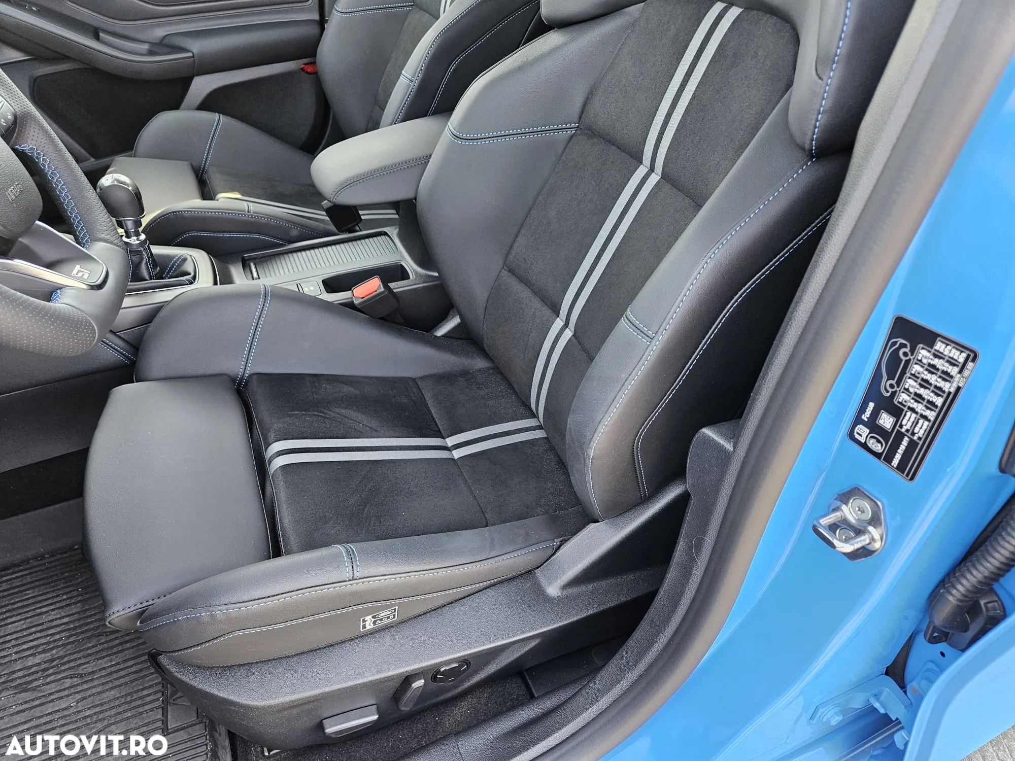 Ford Focus 2.3 Ecoboost ST X - 20