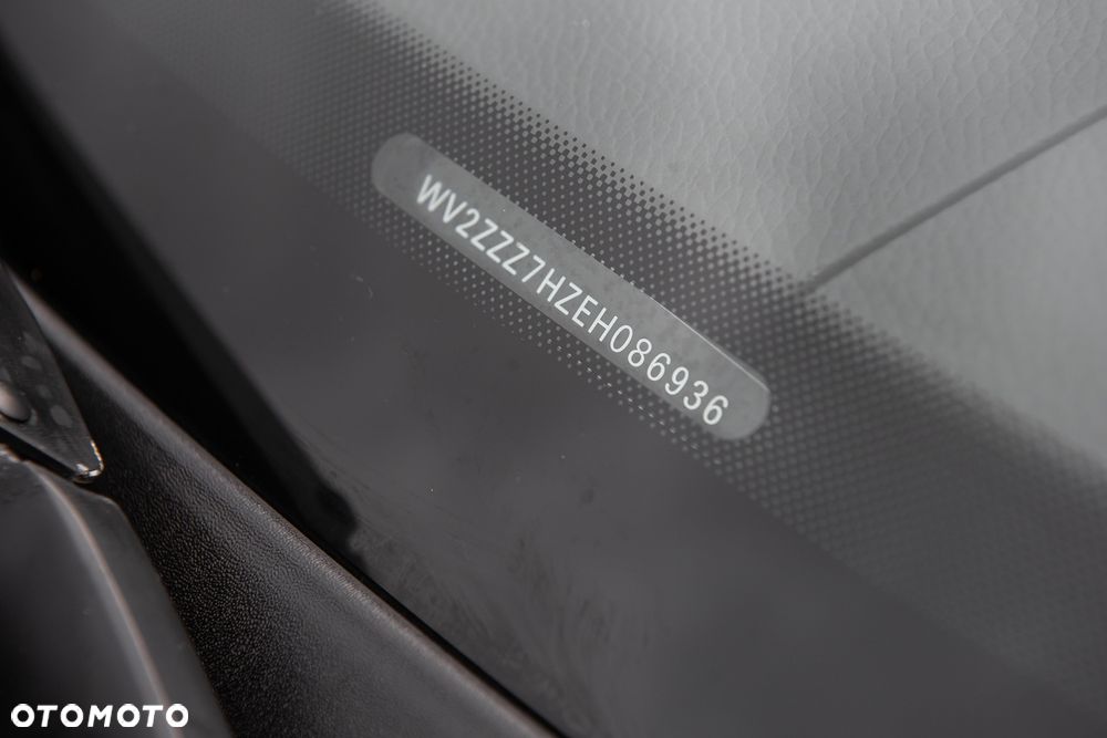Volkswagen Multivan - 31