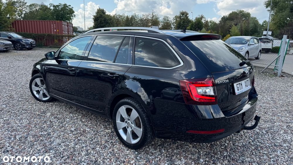 Skoda Octavia 2.0 TSI DSG Style - 9