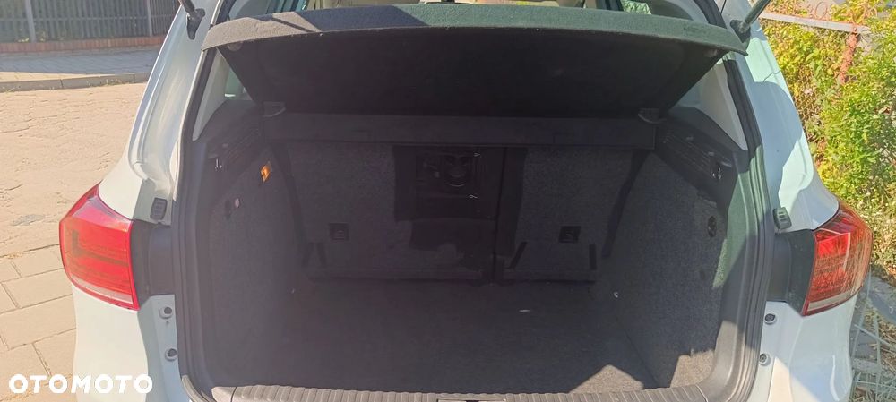 Volkswagen Tiguan ver-2-0-tdi-scr-bluemotion-technology-lounge-sport-style - 6