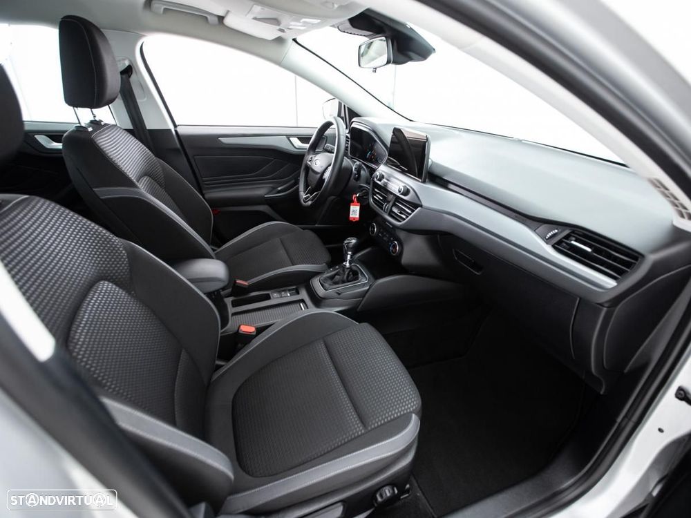 Ford Focus 1.5 TDCi ECOBlue Connected - 9