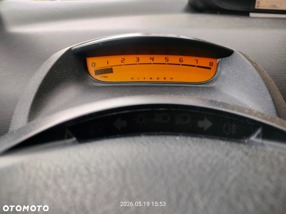 Citroën C4 1.4 16V SX - 5