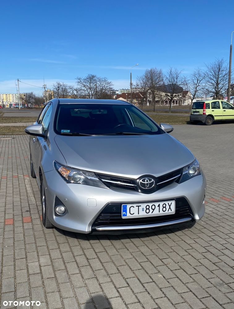 Toyota Auris 2.0 D-4D Prestige - 4