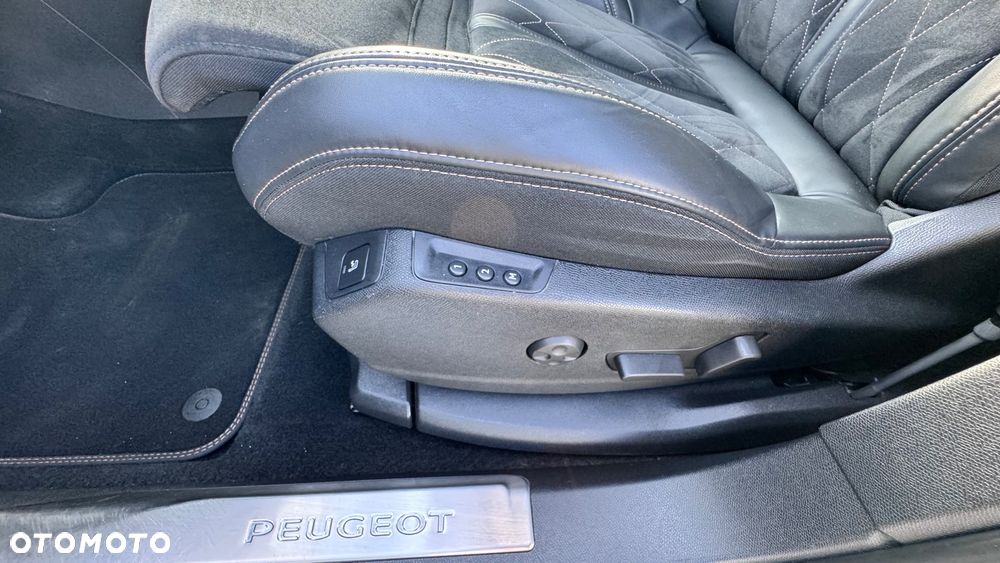 Peugeot 5008 2.0 BlueHDI GT S&S EAT8 - 11