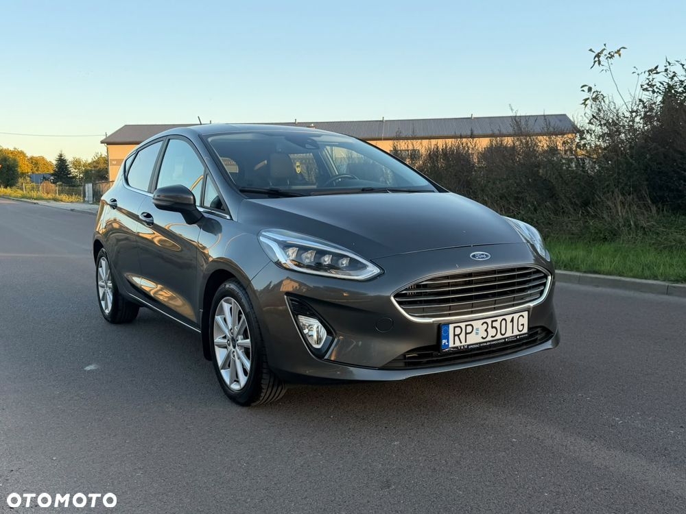 Ford Fiesta - 20