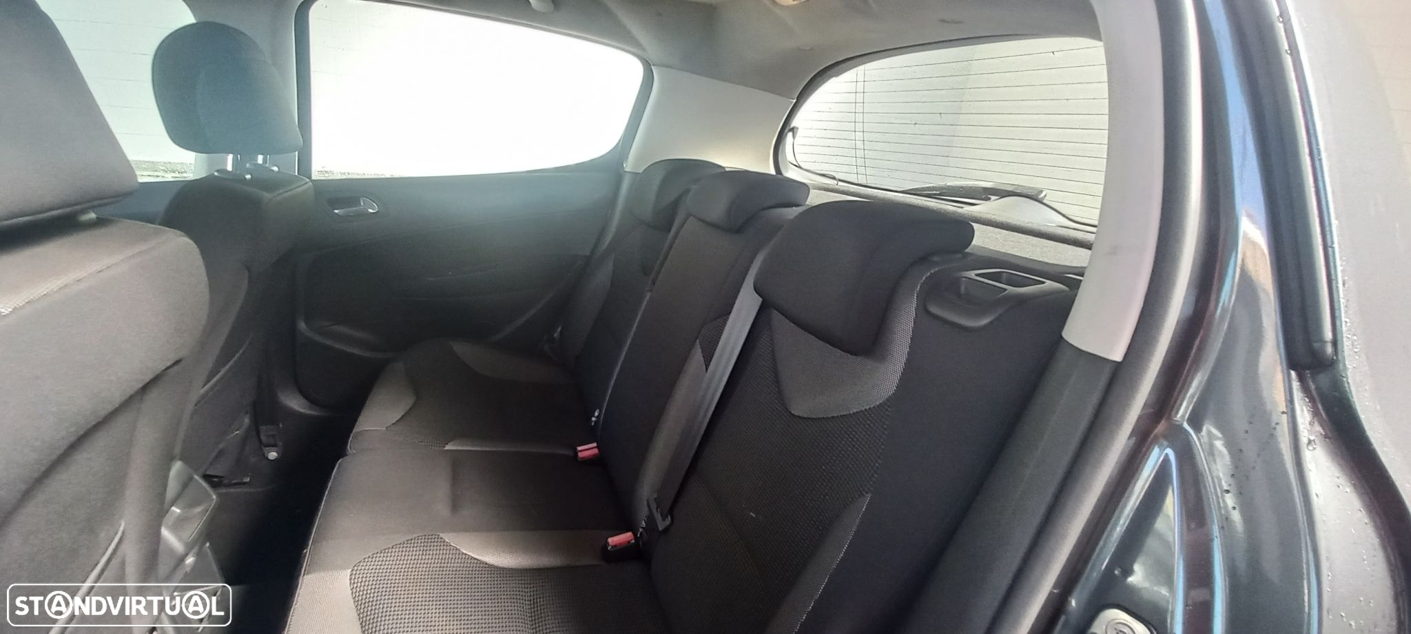 Peugeot 308 1.6 HDi Executive - 12