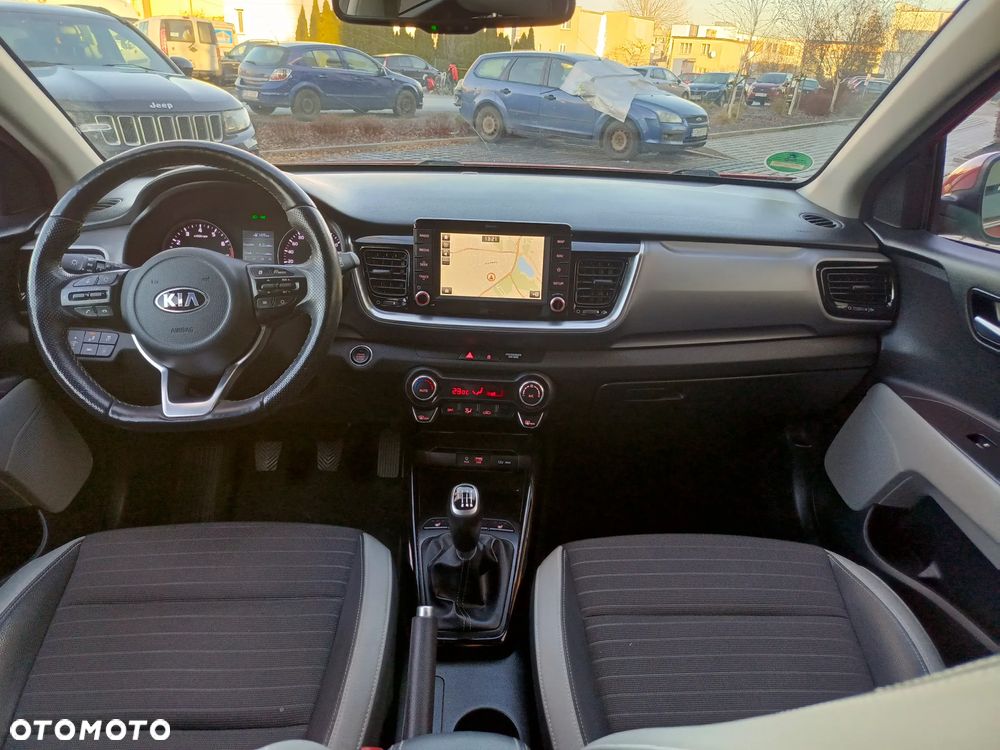 Kia Stonic 1.0 T-GDI 120 Platinum Edition - 11