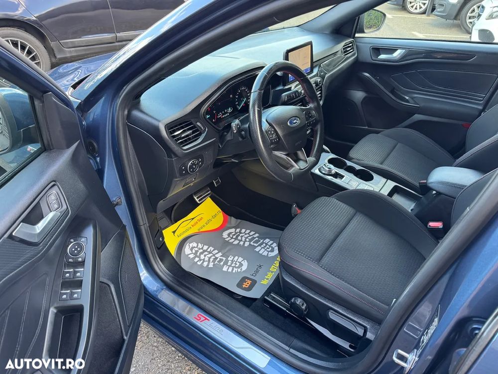 Ford Focus 1.5 EcoBlue Start-Stopp-System Aut. ST-LINE DESIGN - 6