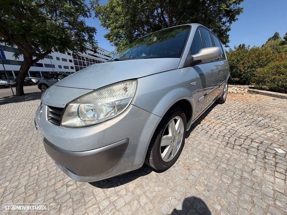 Renault Scénic 1.5 dCi Dynamique - 11