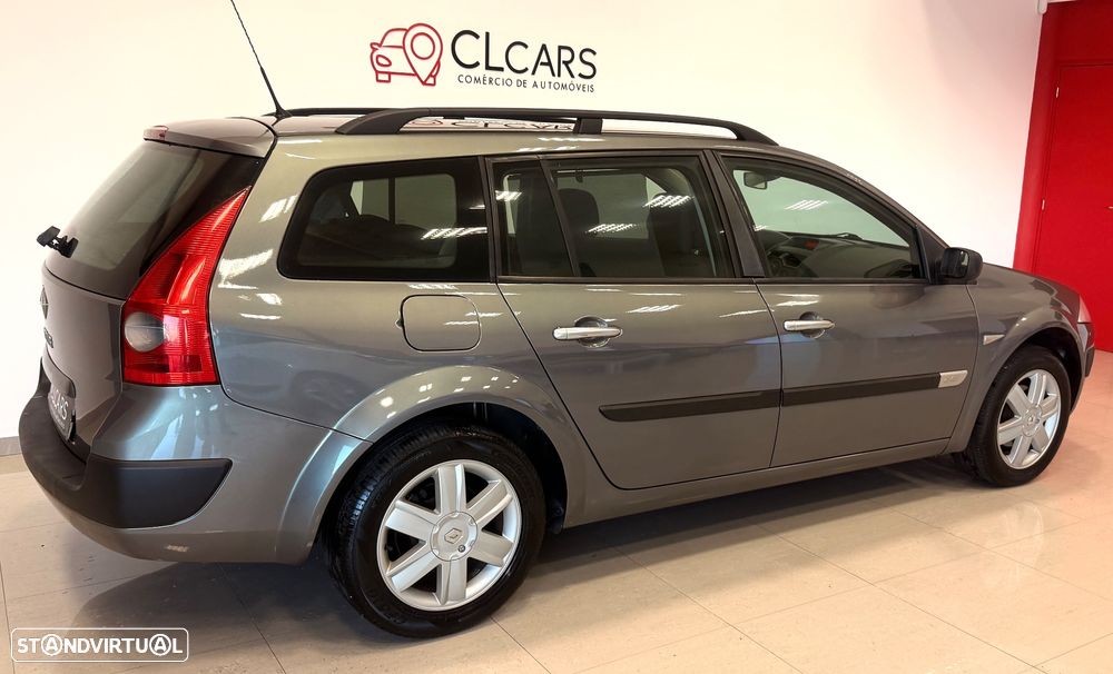 Renault Mégane Break 1.5 dCi Confort - 4
