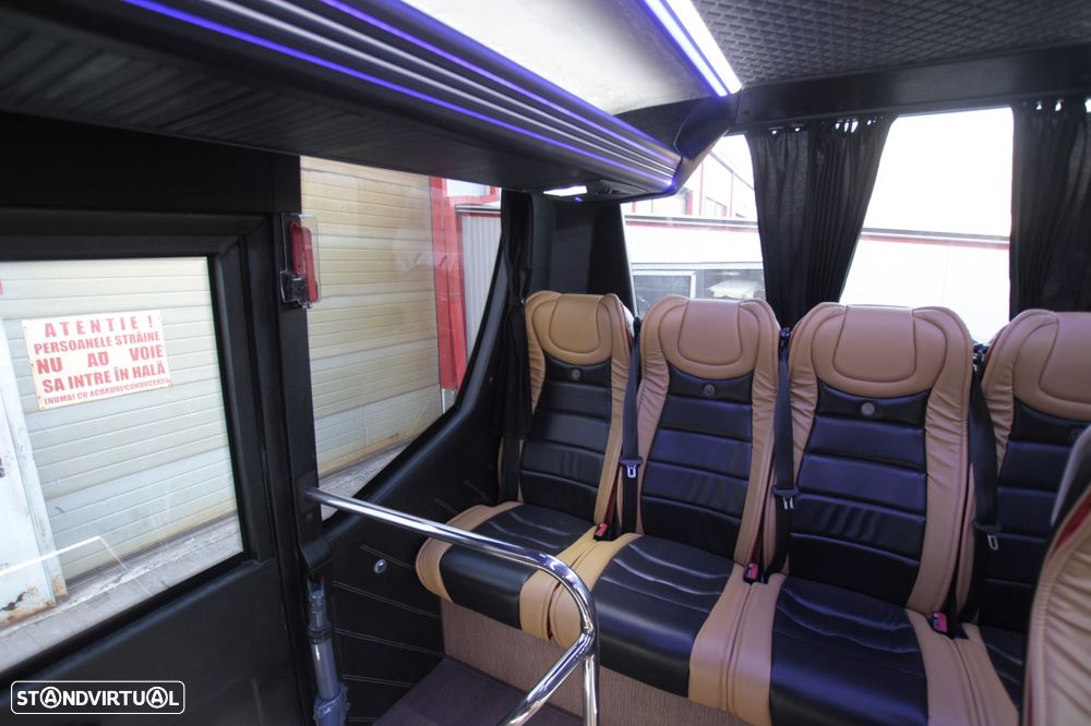 Mercedes Benz Sprinter 819 - 18