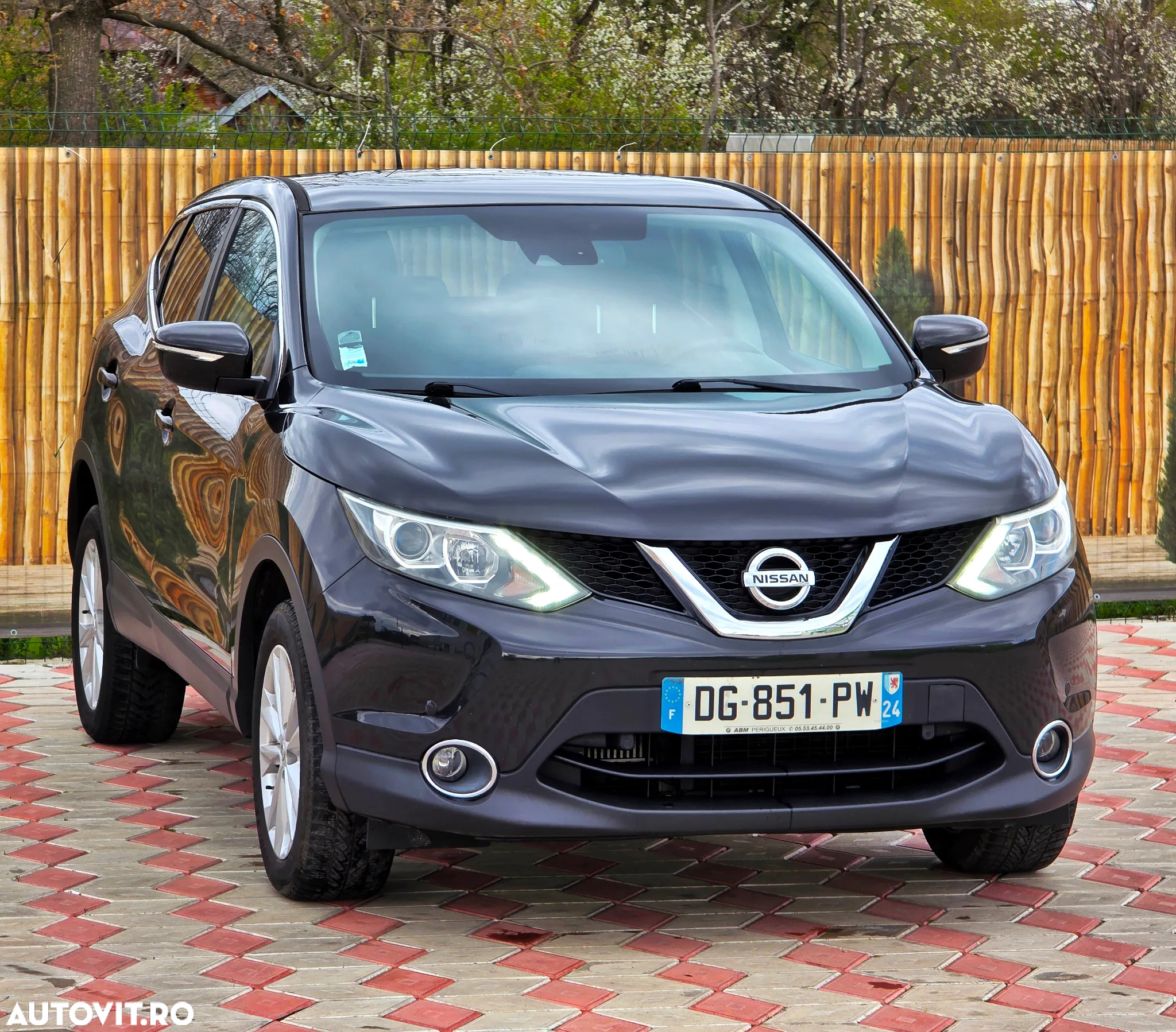 Nissan Qashqai 1.6 DCI TEKNA - 2