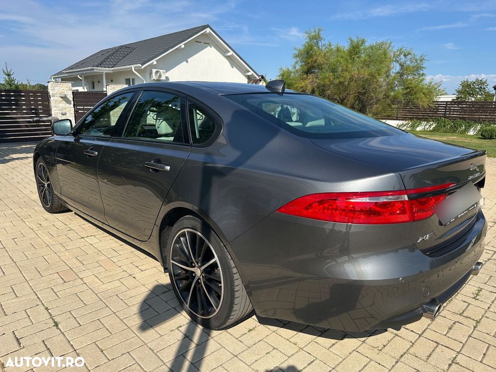 Jaguar XF 35t RWD Prestige - 12