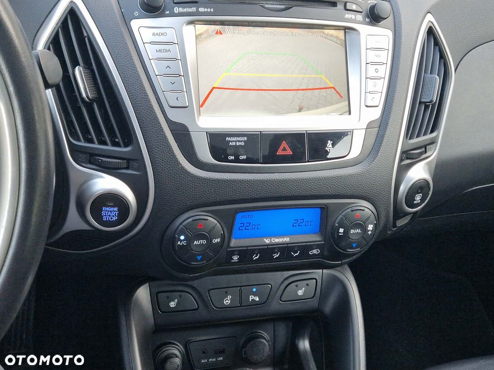 Hyundai ix35 2.0 CRDi 4WD Premium - 6