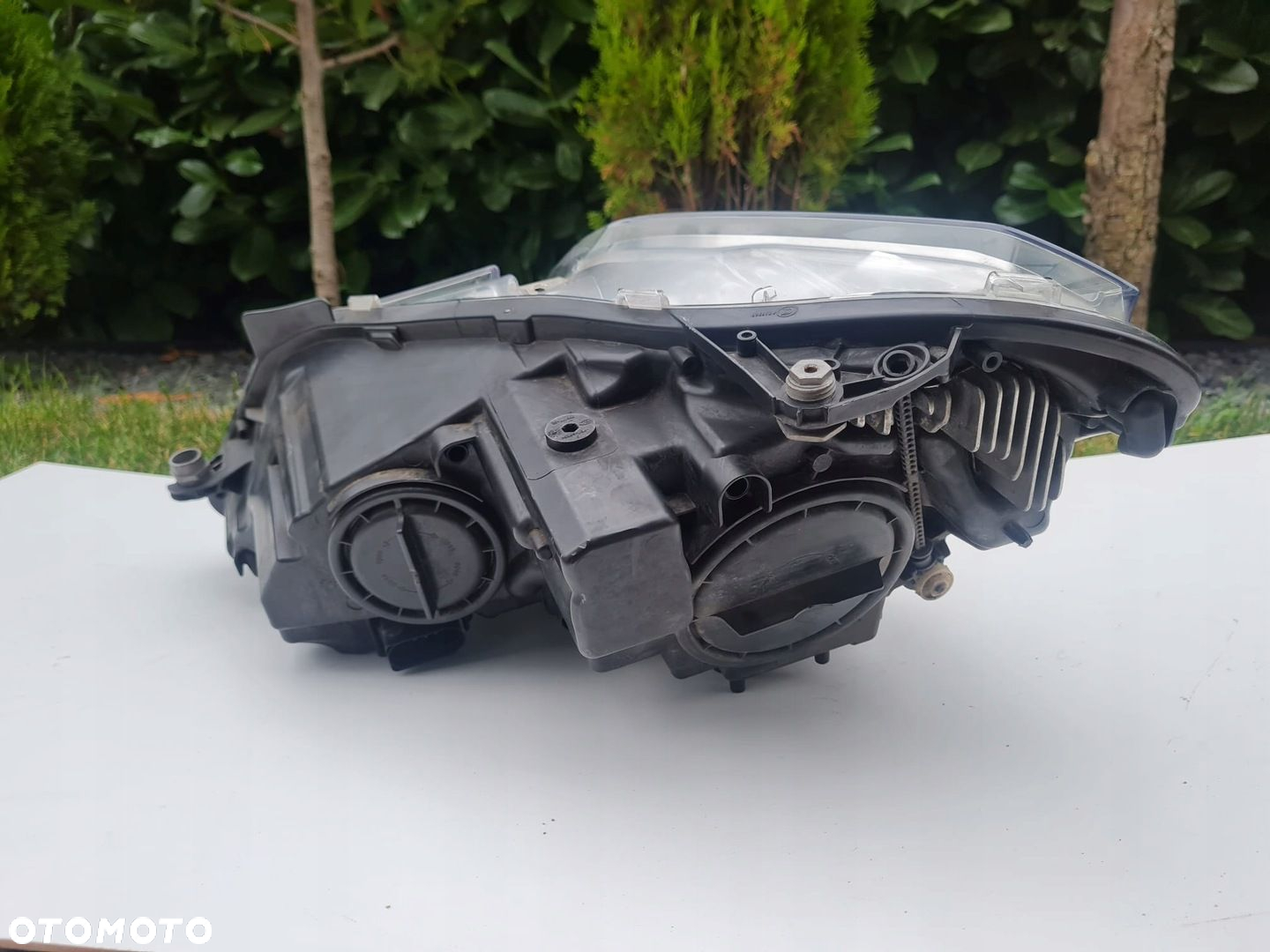 MERCEDES E KLASA COUPE CABRIO 207 C207 Lampa prawa przód Bi Xenon Dynamic - 6