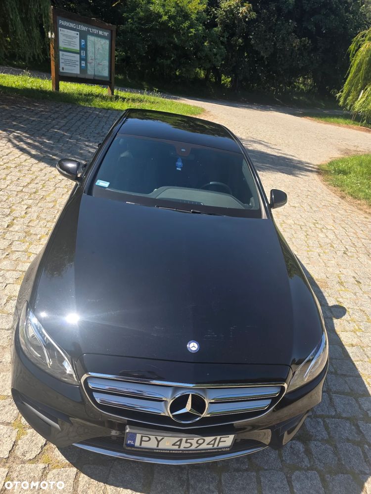 Mercedes-Benz Klasa E 200 4-Matic 9G-TRONIC - 18