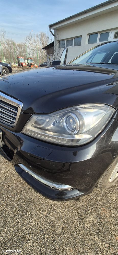 Mercedes-Benz C - 17