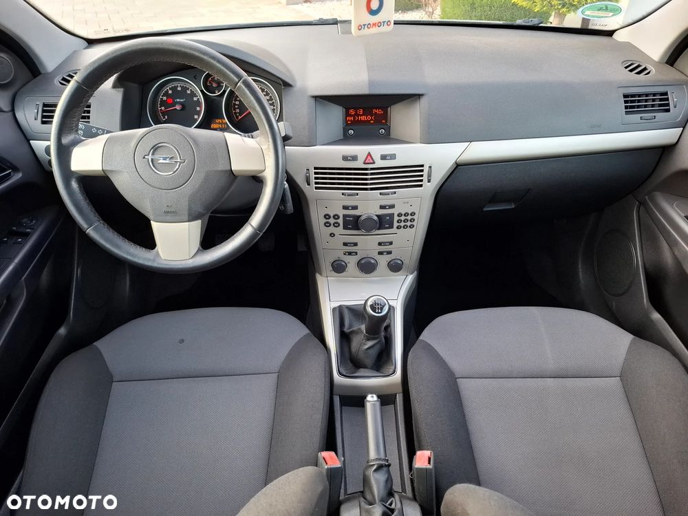 Opel Astra 1.4 Catch me now - 29