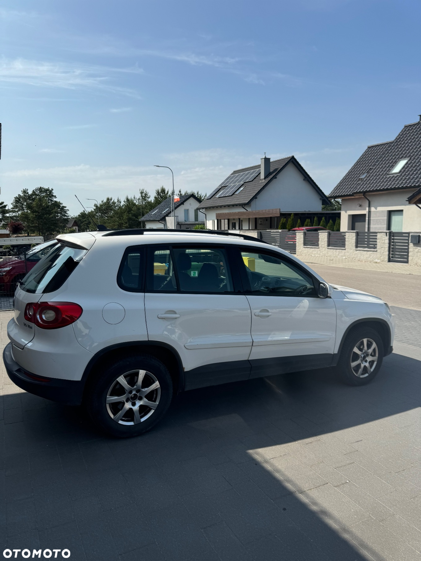 Volkswagen Tiguan - 13
