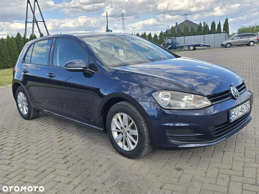 Volkswagen Golf - 6